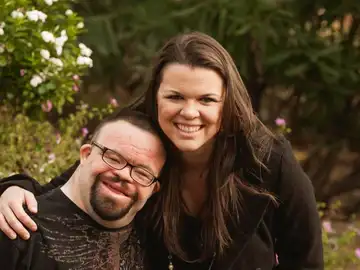 Mark y su hermana Mark y su hermana