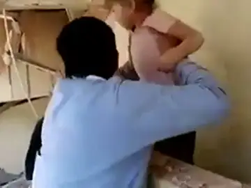 Momento del rescate de los niños de un colegio en México Momento del rescate de los niños de un colegio en México