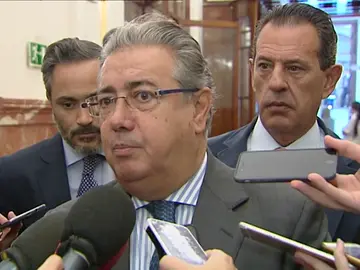 INTERIOR REFUERZA LA SEGURIDAD EN CATALUÑA CON 8.000 GUARDIAS CIVILES INTERIOR REFUERZA LA SEGURIDAD EN CATALUÑA CON 8.000 GUARDIAS CIVILES