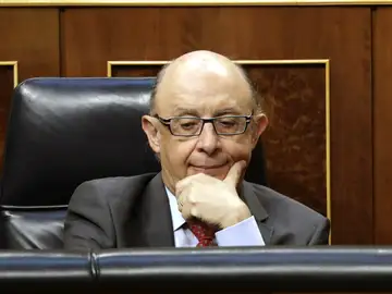 Cristóbal Montoro, ministro de Hacienda Cristóbal Montoro, ministro de Hacienda