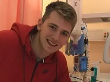 Luka Doncic en el hospital Luka Doncic en el hospital