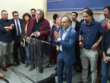 Rueda de prensa conjunta de Unidos Podemos y los nacionalistas en el Congreso Rueda de prensa conjunta de Unidos Podemos y los nacionalistas en el Congreso