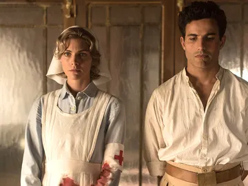 Julia y Larbi, despedidos por facilitar la fuga de Pedro Julia y Larbi, despedidos por facilitar la fuga de Pedro