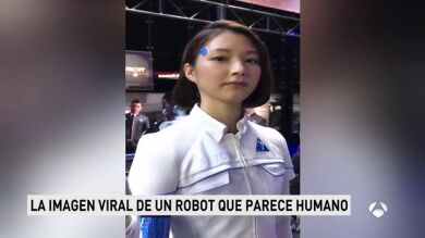 ¿Robot o mujer? Esta es la pregunta que se hacen los visitantes del 'Tokio Game Show' 