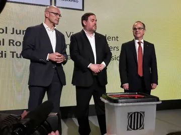 Raul Romeva, Oriol Junqueras y Jordi Turull Raul Romeva, Oriol Junqueras y Jordi Turull