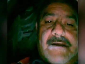 Un selfie salva a un hombre de morir bajo los escombros Un selfie salva a un hombre de morir bajo los escombros