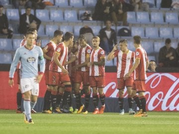 El Girona celebra en grupo uno de los goles contra el Celta