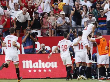 El Sevilla celebra un gol El Sevilla celebra un gol