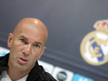 Zinedine Zidane, en rueda de prensa Zinedine Zidane, en rueda de prensa