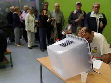 Urnas en el referéndum 1-O Urnas en el referéndum 1-O
