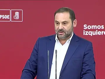 José Luis Ábalos: "El govern se ha instalado en la desobediencia y lamentablemente el gobierno de España parece superado por esta situación" José Luis Ábalos: "El govern se ha instalado en la desobediencia y lamentablemente el gobierno de España parece superado por esta situación"