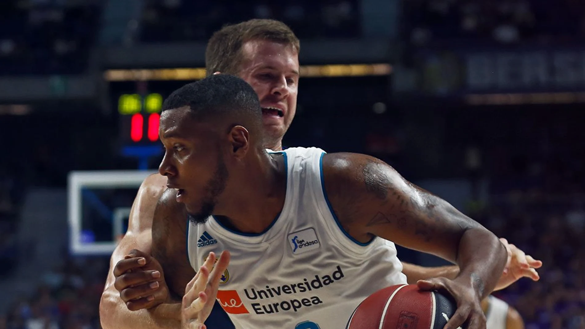 El Real Madrid de baloncesto arranca con victoria frente al MoraBanc Andorra El Real Madrid de baloncesto arranca con victoria frente al MoraBanc Andorra