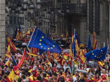 Manifestación en Barcelona contra el referéndum ilegal