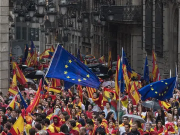 Manifestación en Barcelona contra el referéndum ilegal Manifestación en Barcelona contra el referéndum ilegal