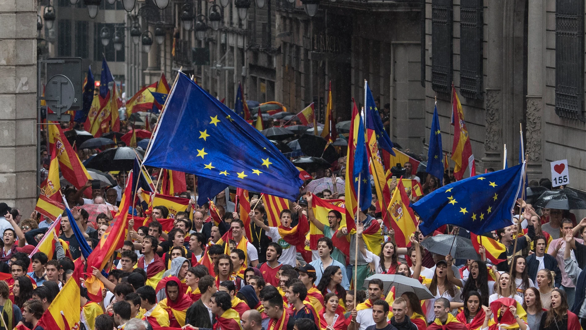 Manifestación en Barcelona contra el referéndum ilegal Manifestación en Barcelona contra el referéndum ilegal