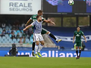 La Real Sociedad y el Betis juegan en Anoeta La Real Sociedad y el Betis juegan en Anoeta