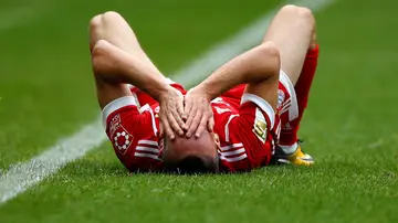 Ribery, tendido en el suelo Ribery, tendido en el suelo