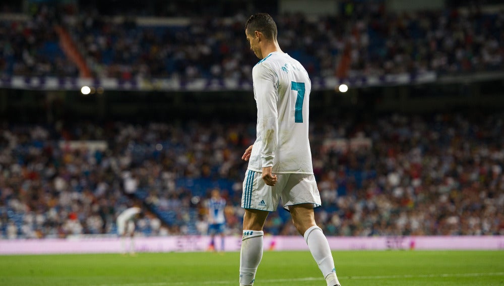 Cristiano Ronaldo, cabizbajo en un partido con el Real Madrid