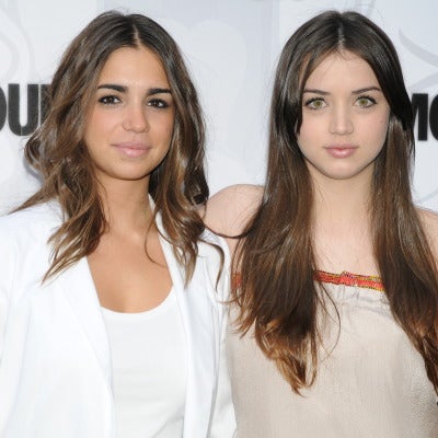 Ana de Armas y Elena Furiase