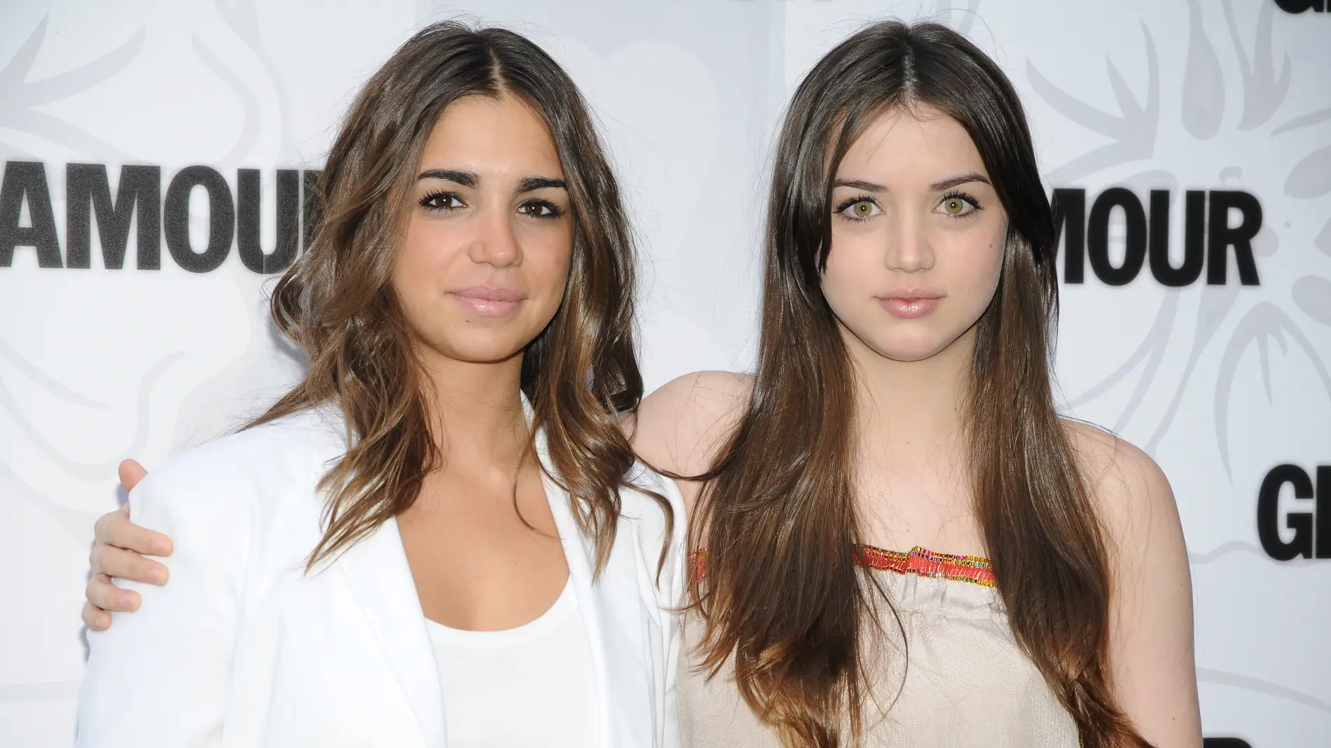 Ana de Armas y Elena Furiase 