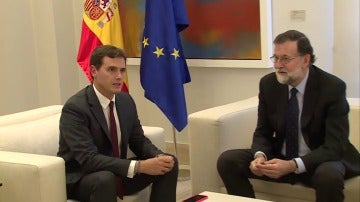 Mariano Rajoy recibe a Pedro Sánchez y Albert Rivera esta tarde en La Moncloa