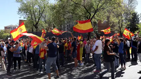 Los sindicatos policiales han convocado una concentración ante la comisaría de Moratalaz Los sindicatos policiales han convocado una concentración ante la comisaría de Moratalaz