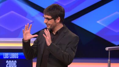 Juanra bromea con el nuevo look de Manu: 