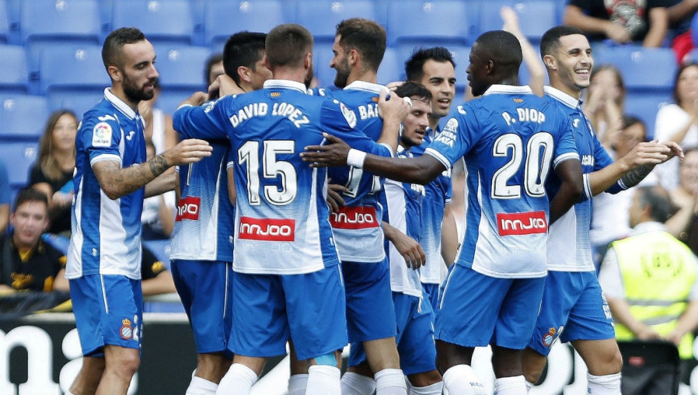 El Espanyol celebra un gol