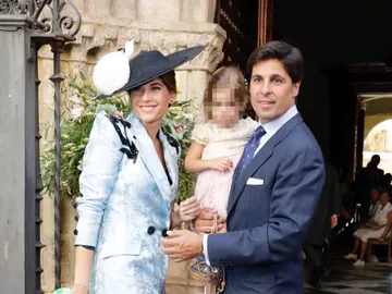 Lourdes Montes con Francisco Rivera y su hija Carmen Lourdes Montes con Francisco Rivera y su hija Carmen