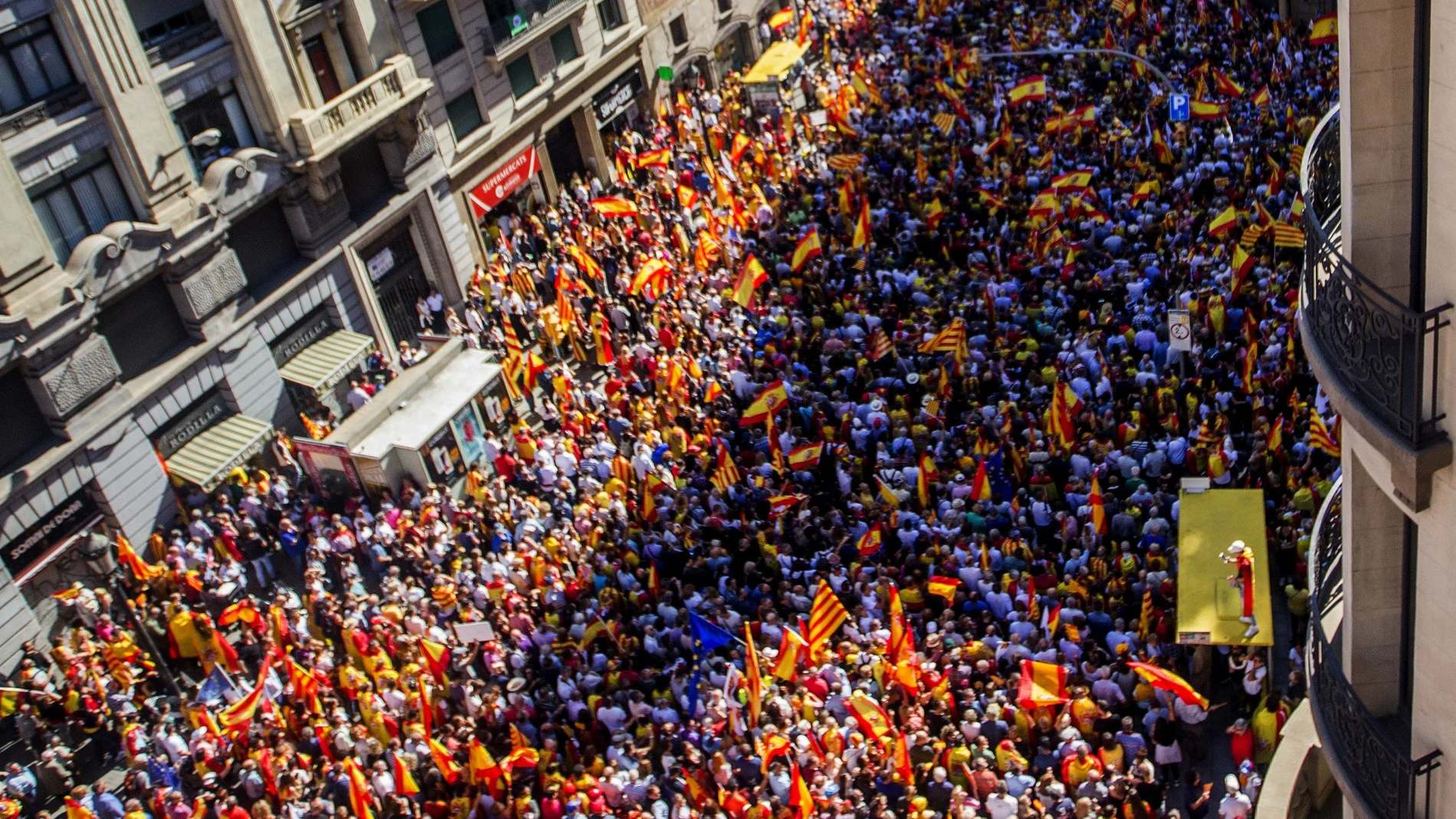 Vista áerea de la manifestación de este domingo en Barcelona