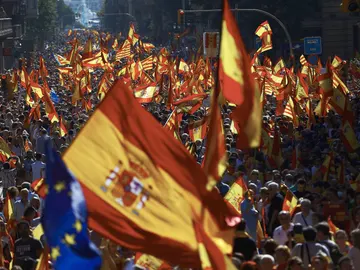 Manifestación por la unidad de España en Barcelona Manifestación por la unidad de España en Barcelona