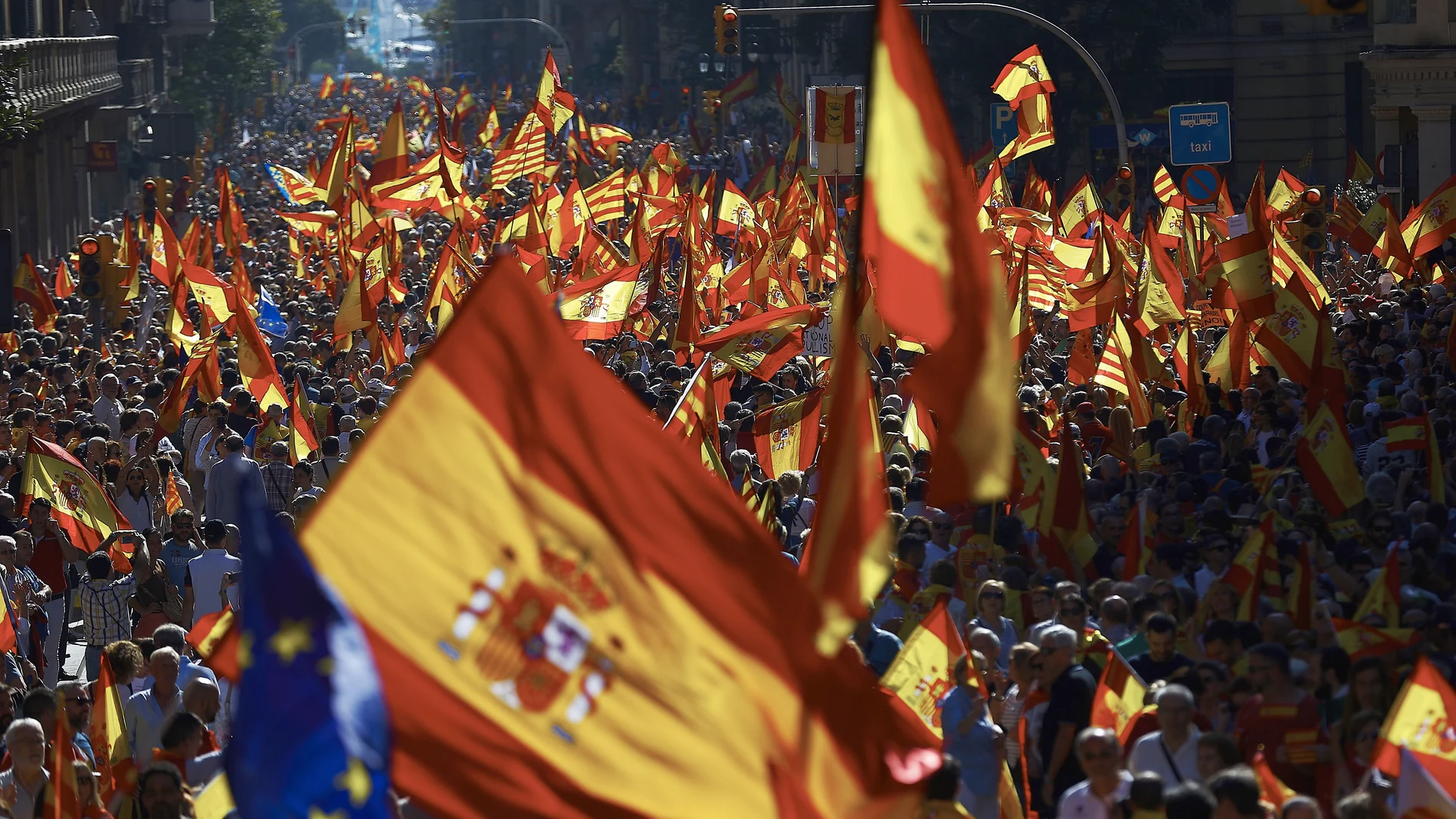 Manifestación por la unidad de España en Barcelona Manifestación por la unidad de España en Barcelona
