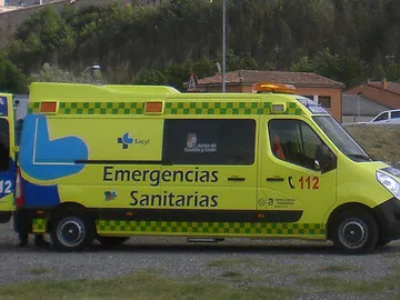 Ambulancia de los servicios de Emergencias de Castilla y León Ambulancia de los servicios de Emergencias de Castilla y León