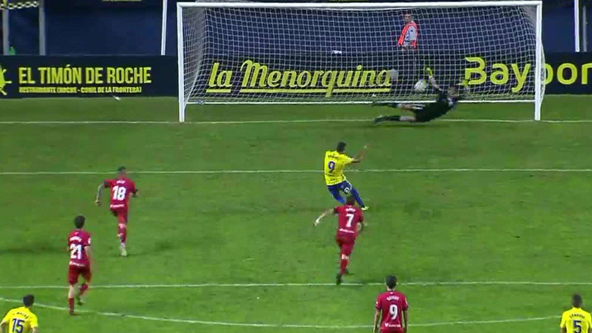 Sergio Herrera para un penalti Sergio Herrera para un penalti