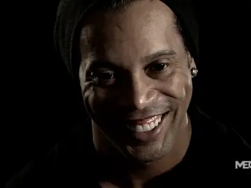 Ronaldinho: "Jugar en el Barcelona fue realizar mi sueño más grande" Ronaldinho: "Jugar en el Barcelona fue realizar mi sueño más grande"