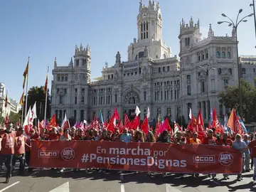 Las Marchas por las pensiones dignas, organizadas por CCOO y UGT Las Marchas por las pensiones dignas, organizadas por CCOO y UGT