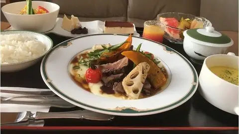 Menú hospital japonés No solo Manga