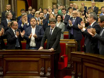 Carles Puigdemont, president de la Generalitat, en el Parlament Carles Puigdemont, president de la Generalitat, en el Parlament