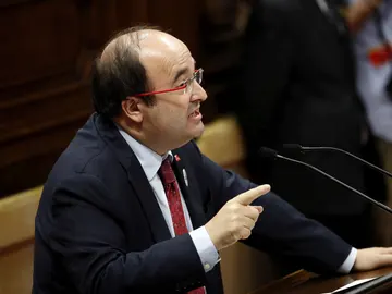 El Secretario General de los socialistas catalanes Miquel Iceta, durante su comparecencia en el Parlament El Secretario General de los socialistas catalanes Miquel Iceta, durante su comparecencia en el Parlament
