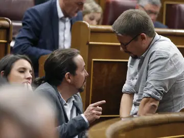 Unidos Podemos, en su bancada en el Congreso Unidos Podemos, en su bancada en el Congreso