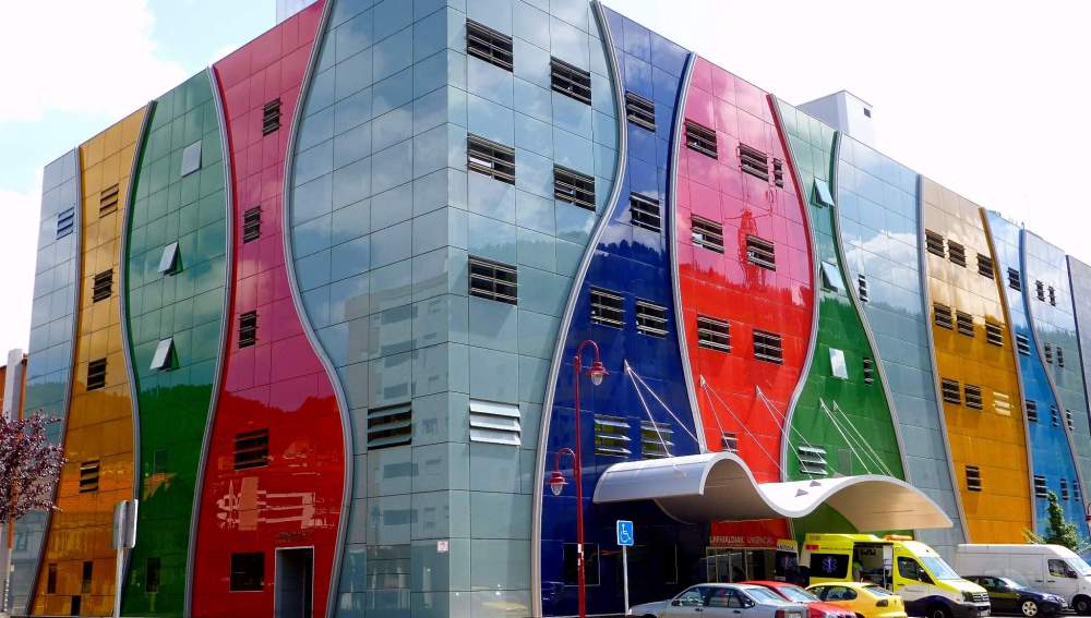 El hospital donde trabajaba la mujer