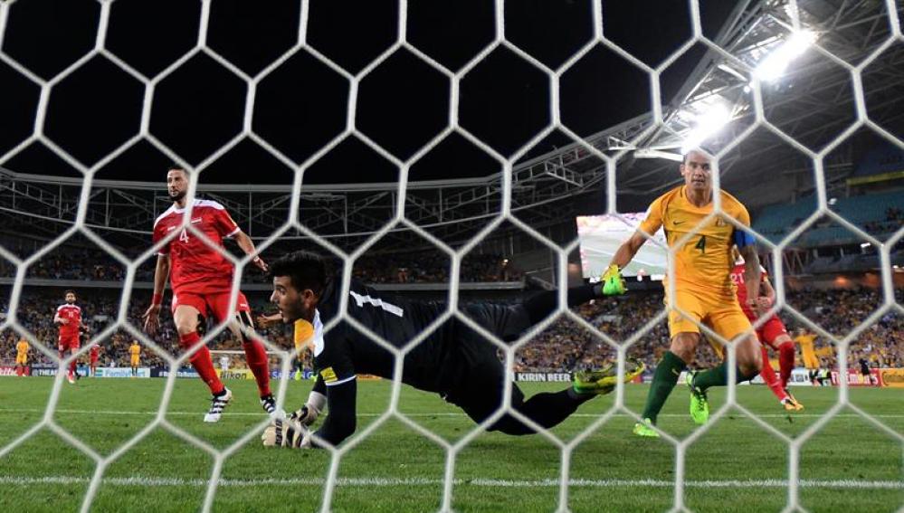 Cahil marca el gol que mete a Australia en la repesca y deja fuera a Siria del Mundial