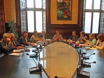 Mesa del Parlament de Cataluña Mesa del Parlament de Cataluña