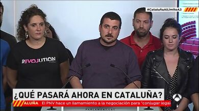 La CUP se plantea abandonar el Parlament y pide que la suspensión de la independencia tenga un límite de un mes 