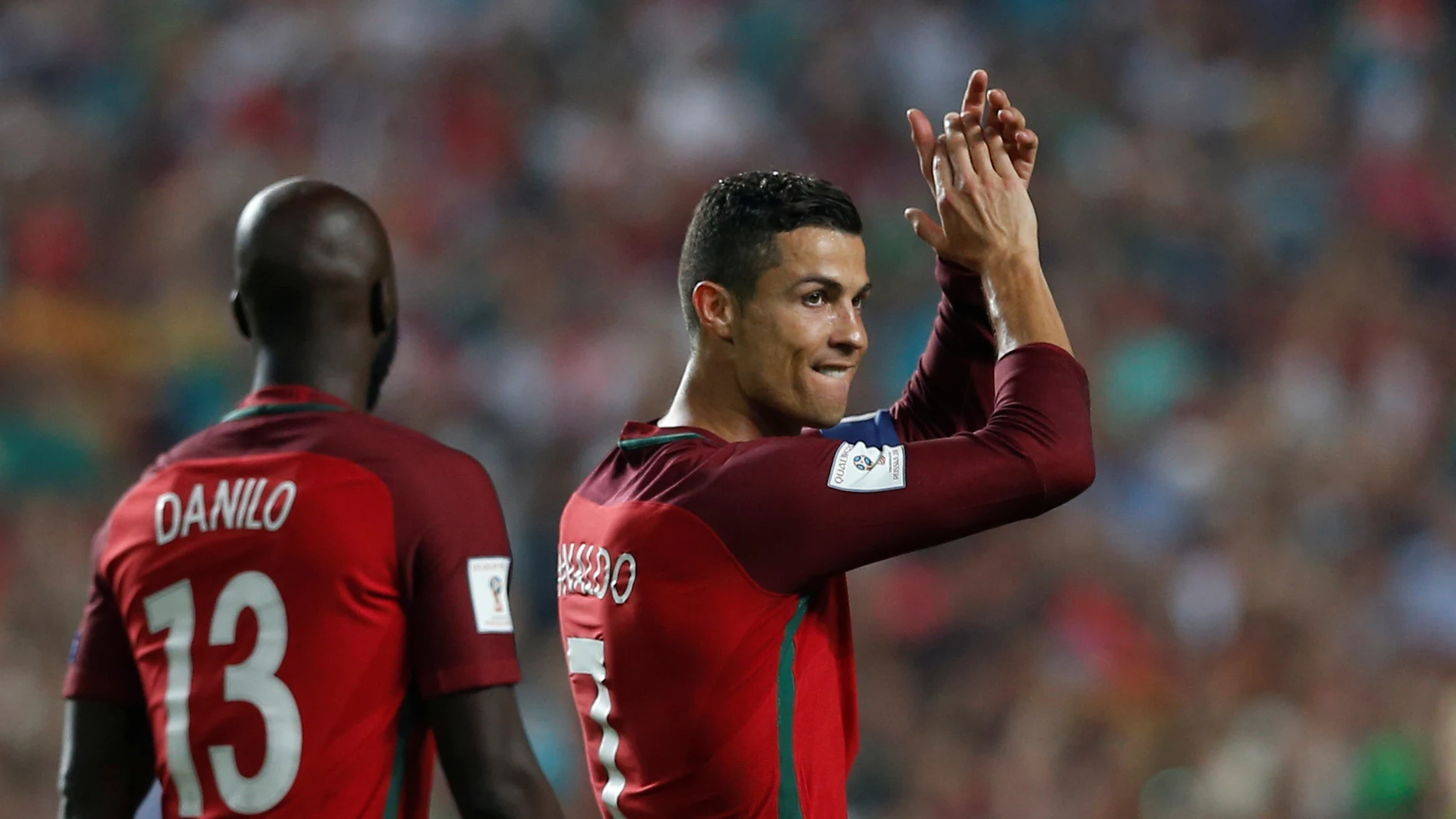 Cristiano Ronaldo agradece al público de Lisboa el cariño recibido Cristiano Ronaldo agradece al público de Lisboa el cariño recibido
