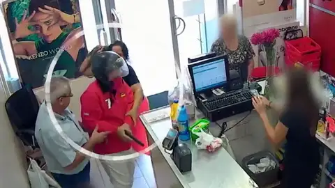 Detenido por atracar a punta de pistola una tienda en Sevilla Detenido por atracar a punta de pistola una tienda en Sevilla
