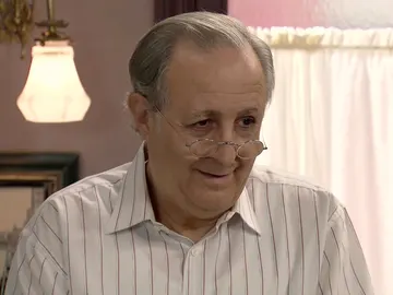 Pelayo a Benigna: "Benito está esperando tu llamada" Pelayo a Benigna: "Benito está esperando tu llamada"