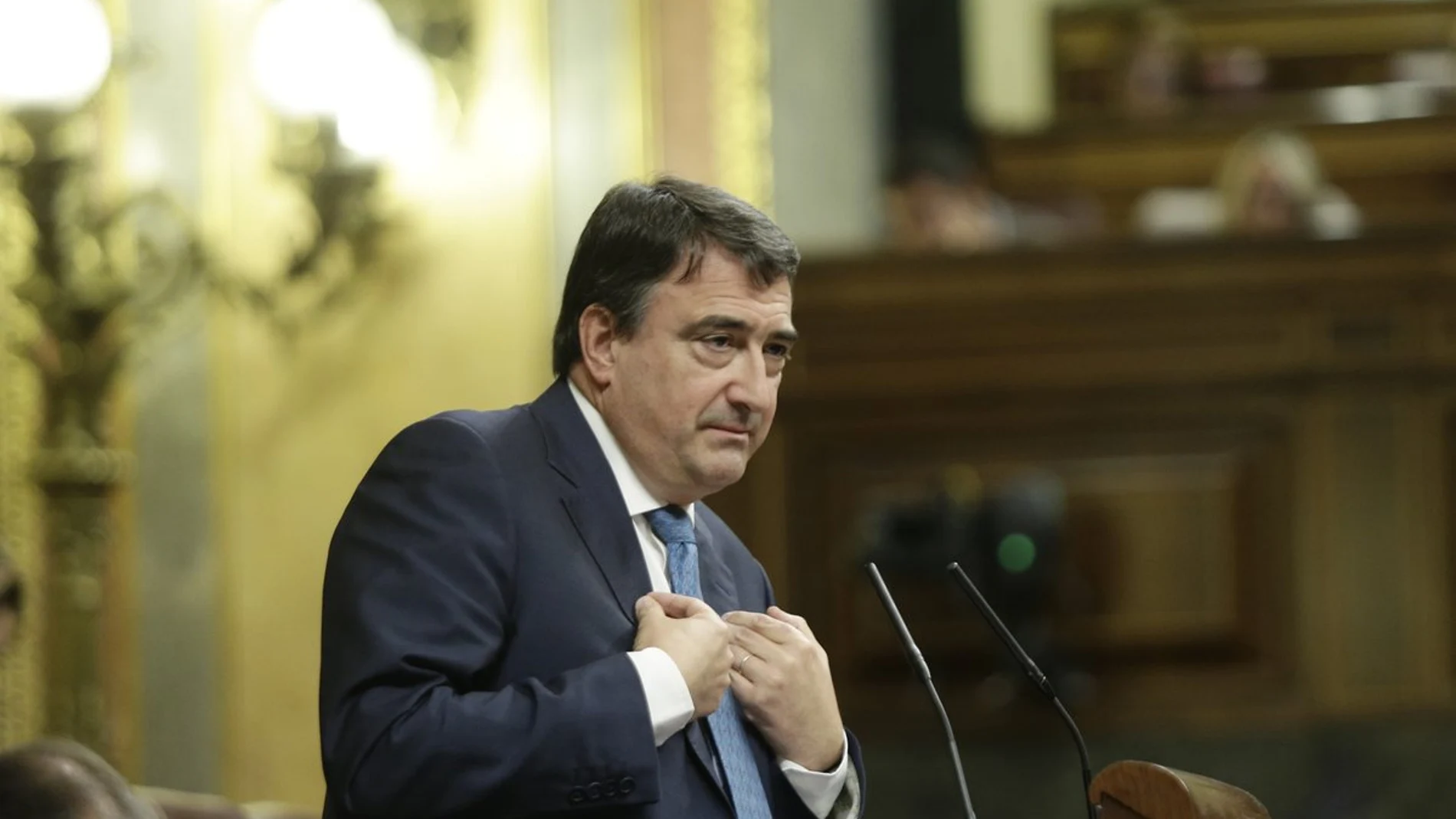 Aitor Esteban Aitor Esteban