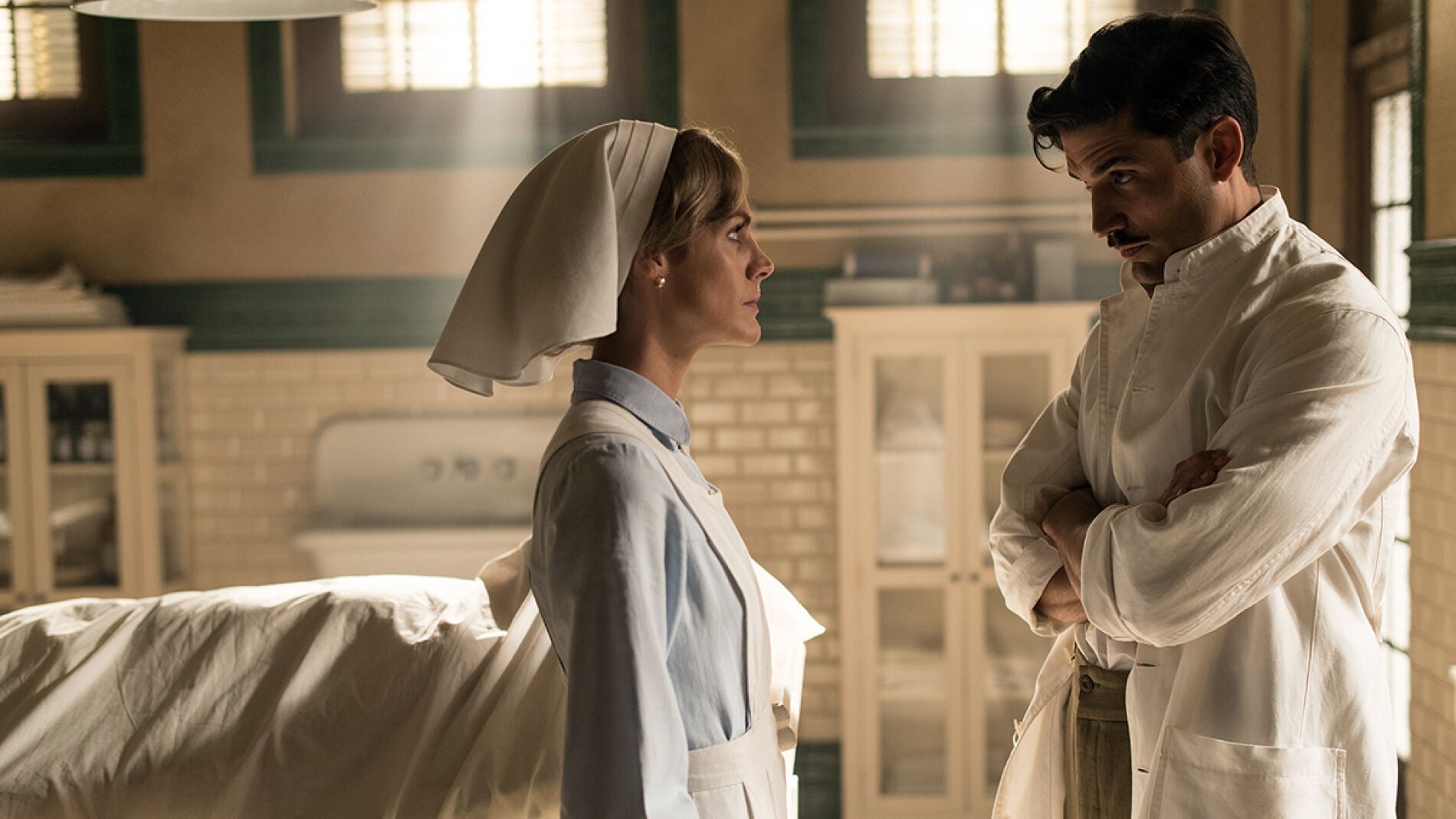 Julia le ruega a Fidel que salve la vida a Andr&eacute;s