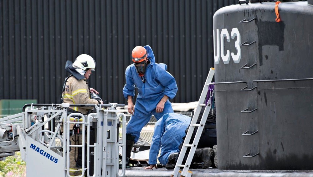 La policía investiga el submarino de Madsen donde estuvo la periodista Kim Wall